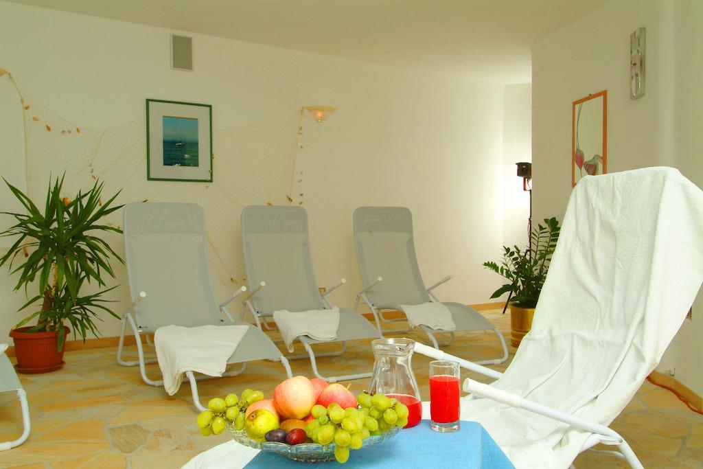 Hotel Brueckenwirt - Al Ponte Montagna Buitenkant foto